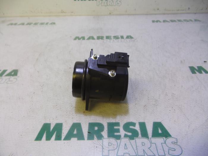 Begagnade Luftflödesmätare Citroen C4 Picasso (3D/3E) 2.0 Blue HDI 150 Pris € 19,90 Marginaltabell erbjuds av Maresia Parts