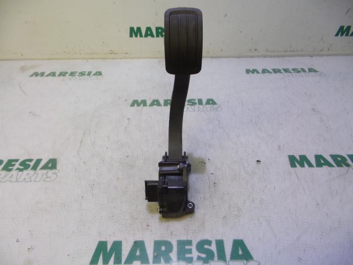 Gebrauchte Gaspedalposition Sensor Citroen C4 Picasso (3D/3E) 2.0 Blue HDI 150 Preis € 30,00 Margenregelung angeboten von Maresia Parts