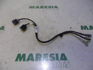 Used Radio, miscellaneous Citroen C4 Picasso (3D/3E) 2.0 Blue HDI 150 Price € 30,00 Margin scheme offered by Maresia Parts