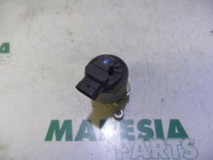 Gebrauchte AGR Ventil Citroen Xsara Picasso (CH) 2.0 16V Preis € 60,00 Margenregelung angeboten von Maresia Parts