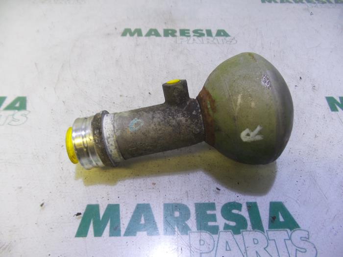 Begagnade Tryckackumulator Citroen C5 I Break (DE) 2.0 HDi 110 Pris € 50,00 Marginaltabell erbjuds av Maresia Parts