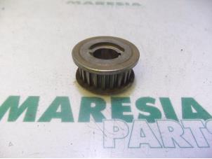 Used Crankshaft pulley Citroen C3 Pluriel (HB) 1.4 HDi Price € 25,00 Margin scheme offered by Maresia Parts