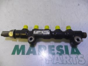 Used Fuel injector nozzle Citroen C3 Pluriel (HB) 1.4 HDi Price € 30,00 Margin scheme offered by Maresia Parts