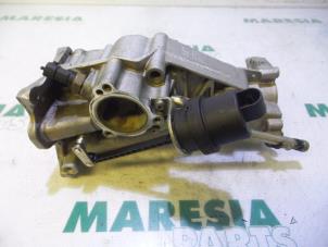Usados Cuerpo de termostato Fiat Ducato (250) 2.0 D 115 Multijet Precio € 157,50 Norma de margen ofrecido por Maresia Parts