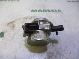 Used Vacuum pump (diesel) Renault Megane III Berline (BZ) 1.5 dCi 110 Price € 30,00 Margin scheme offered by Maresia Parts