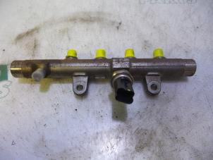 Used Fuel injector nozzle Renault Megane III Berline (BZ) 1.5 dCi 110 Price € 50,00 Margin scheme offered by Maresia Parts