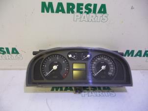 Used Instrument panel Renault Laguna II Grandtour (KG) 1.9 dCi 110 Price € 60,00 Margin scheme offered by Maresia Parts