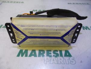 Used Right airbag (dashboard) Renault Laguna II Grandtour (KG) 1.9 dCi 110 Price € 25,00 Margin scheme offered by Maresia Parts
