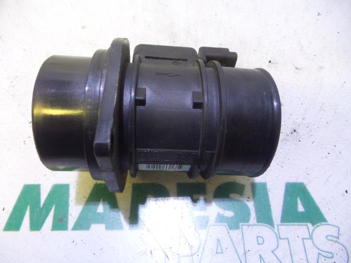 Usagé Débitmètre Renault Laguna II Grandtour (KG) 1.9 dCi 110 Prix € 35,00 Règlement à la marge proposé par Maresia Parts