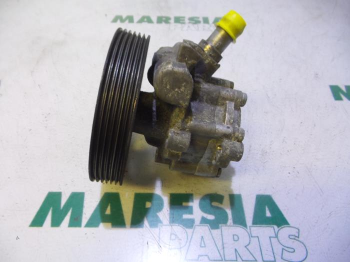 Usagé Pompe de direction Citroen Berlingo 1.6 Hdi 75 16V Phase 1 Prix € 105,00 Règlement à la marge proposé par Maresia Parts