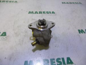 Usados Bomba de dirección asistida Fiat Ducato (243/244/245) 2.8 JTD Precio € 105,00 Norma de margen ofrecido por Maresia Parts