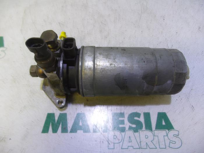 Begagnade Bränslefilterhus Lancia Lybra SW 2.4 JTD Pris € 35,00 Marginaltabell erbjuds av Maresia Parts