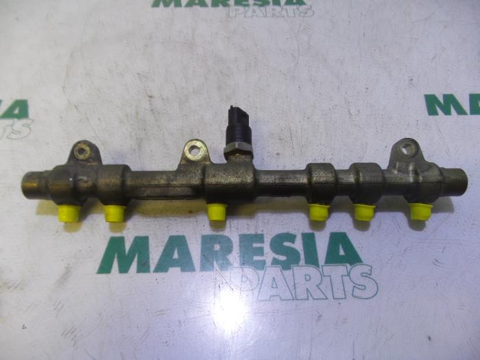 Usagé Système d'injection Lancia Lybra SW 2.4 JTD Prix € 105,00 Règlement à la marge proposé par Maresia Parts