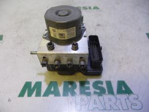 Gebrauchte ABS Pumpe Peugeot 308 SW (L4/L9/LC/LJ/LR) 1.6 BlueHDi 120 Preis € 178,50 Margenregelung angeboten von Maresia Parts