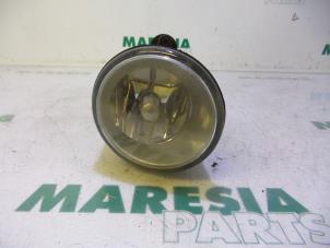 Used Fog light, front right Renault Scénic I (JA) 1.6 16V Price € 15,00 Margin scheme offered by Maresia Parts