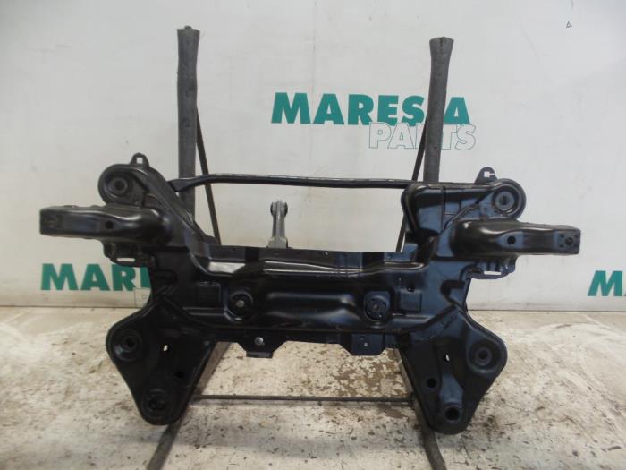 Begagnade Underram Peugeot 208 I (CA/CC/CK/CL) 1.6 e-HDi FAP Pris € 70,00 Marginaltabell erbjuds av Maresia Parts