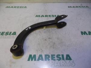 Used Rear wishbone, right Alfa Romeo Brera (939) 2.2 JTS 16V Price € 35,00 Margin scheme offered by Maresia Parts