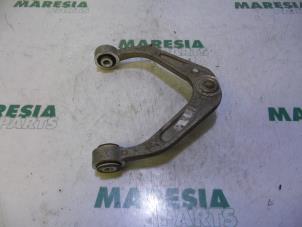 Used Front upper wishbone, left Alfa Romeo 159 Sportwagon (939BX) 2.2 JTS 16V Price € 50,00 Margin scheme offered by Maresia Parts