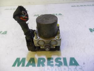 Used ABS pump Fiat Stilo (192A/B) 1.6 16V 3-Drs. Price € 90,00 Margin scheme offered by Maresia Parts