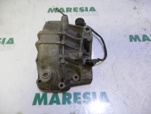 Usados Cuerpo de caja de cambios Alfa Romeo 166 Precio € 40,00 Norma de margen ofrecido por Maresia Parts