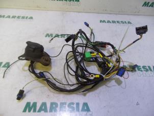 Used Towbar wiring kit Peugeot 307 (3A/C/D) 1.6 16V Price € 25,00 Margin scheme offered by Maresia Parts