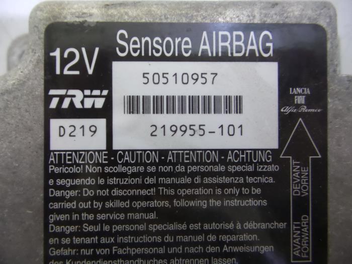 Airbag Module from a Alfa Romeo 159 Sportwagon (939BX) 2.2 JTS 16V 2008