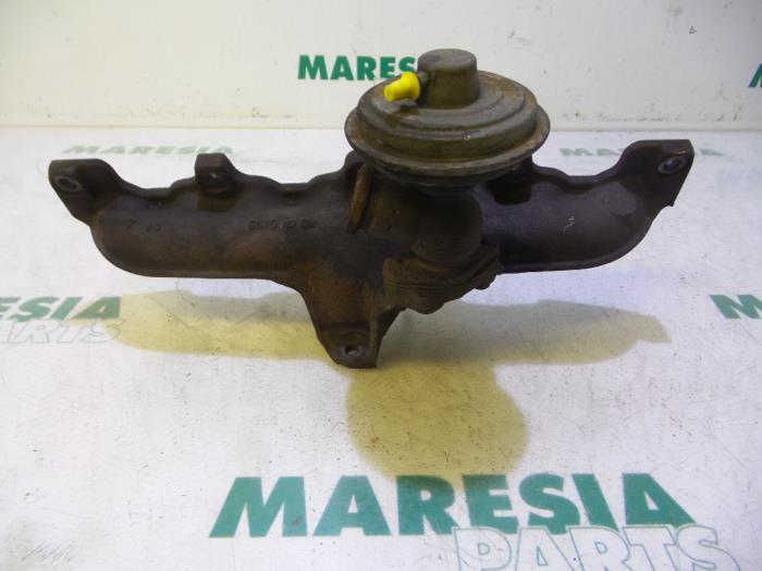 Gebrauchte Abgaskrümmer Citroen C5 I Break (DE) 2.2 HDi 16V FAP Preis € 60,00 Margenregelung angeboten von Maresia Parts