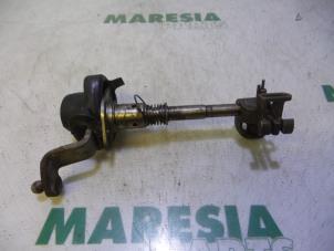 Gebrauchte Getriebe Mechanik Fiat Doblo Cargo (263) 1.3 MJ 16V Euro 4 Preis € 40,00 Margenregelung angeboten von Maresia Parts