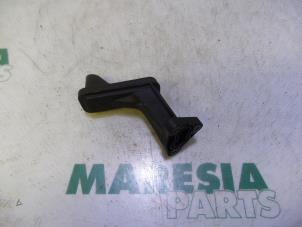 Used Oil pump Peugeot 107 1.0 12V Price € 25,00 Margin scheme offered by Maresia Parts