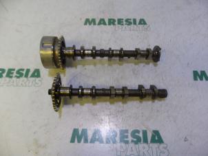 Used Camshaft Peugeot 107 1.0 12V Price € 157,50 Margin scheme offered by Maresia Parts