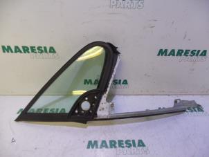 Used Quarter light, front right Peugeot 307 CC (3B) 2.0 16V Price € 60,00 Margin scheme offered by Maresia Parts
