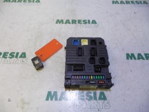Usados Caja de fusibles Citroen Jumpy (G9) 1.6 HDI 16V Precio € 190,58 IVA incluido ofrecido por Maresia Parts