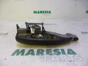 Used Door handle 2-door, right Citroen Jumpy (G9) 1.6 HDI 16V Price € 36,30 Inclusive VAT offered by Maresia Parts