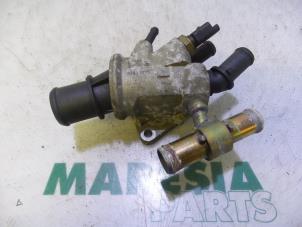 Usagé Boîtier thermostat Alfa Romeo 156 Sportwagon (932) 2.4 JTD Prix € 35,00 Règlement à la marge proposé par Maresia Parts