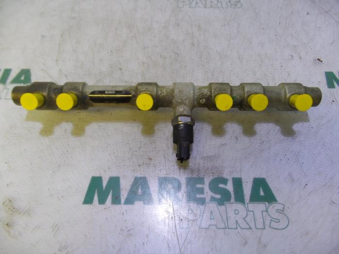 Usagé Système d'injection Alfa Romeo 156 Sportwagon (932) 2.4 JTD Prix € 105,00 Règlement à la marge proposé par Maresia Parts