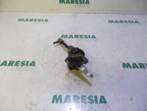 Used Gearbox mechanism Renault Kangoo Price € 25,00 Margin scheme offered by Maresia Parts
