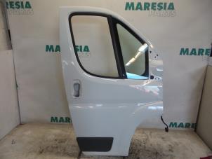 Used Door 2-door, right Peugeot Boxer (U9) 2.2 HDi 120 Euro 4 Price € 254,10 Inclusive VAT offered by Maresia Parts