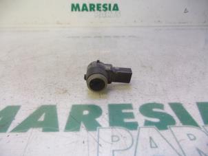 Used PDC Sensor Peugeot Boxer (U9) 2.2 HDi 120 Euro 4 Price € 36,30 Inclusive VAT offered by Maresia Parts