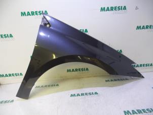 Used Front wing, right Renault Laguna III Estate (KT) 1.5 dCi 110 Price € 105,00 Margin scheme offered by Maresia Parts