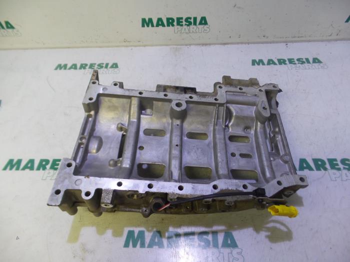 Usagé Couvercle carter Citroen Jumper (U9) 2.2 HDi 100 Euro 4 Prix € 85,00 Règlement à la marge proposé par Maresia Parts