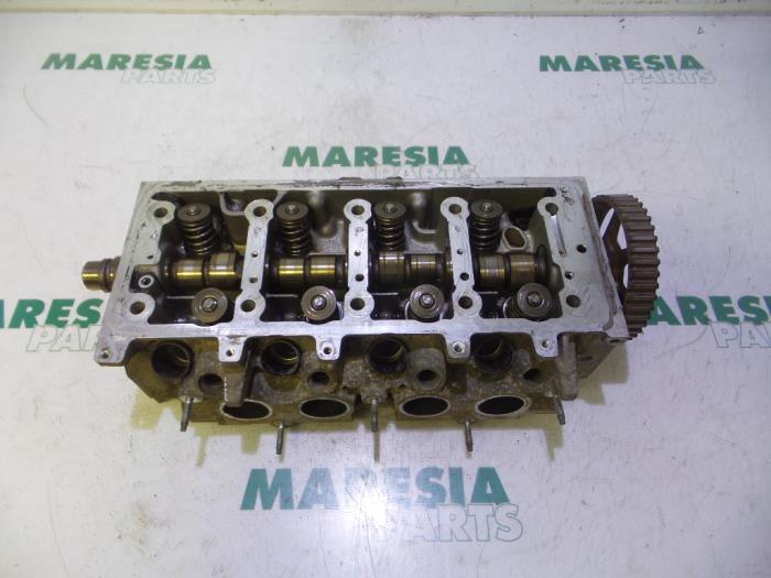 Usagé Culasse Peugeot 306 Break (7E) 1.6i XR,XT,ST Prix € 157,50 Règlement à la marge proposé par Maresia Parts
