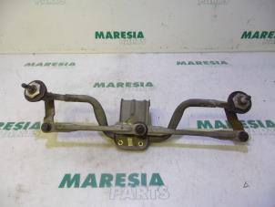 Used Wiper mechanism Fiat Scudo (270) 2.0 D Multijet Price € 40,00 Margin scheme offered by Maresia Parts