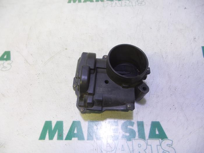 Gebrauchte Drosselklappengehäuse Peugeot 207/207+ (WA/WC/WM) 1.4 16V VTi Preis € 35,00 Margenregelung angeboten von Maresia Parts