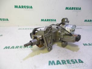 Used Steering column housing Renault Clio IV Estate/Grandtour (7R) 0.9 Energy TCE 90 12V Price € 315,00 Margin scheme offered by Maresia Parts
