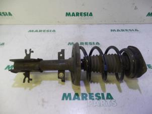 Used Front shock absorber rod, left Renault Laguna III Estate (KT) 1.5 dCi 110 Price € 70,00 Margin scheme offered by Maresia Parts