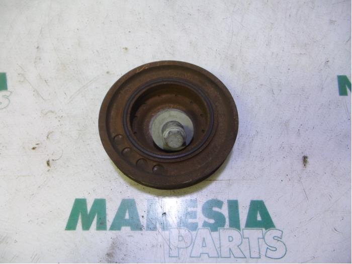 Gebrauchte Kurbelwelle Riemenscheibe Renault Megane II CC (EM) 1.6 16V Preis € 20,00 Margenregelung angeboten von Maresia Parts