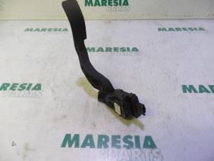 Usados Sensor de posición de acelerador Peugeot 308 SW (4E/H) 1.6 16V THP 150 Precio € 60,00 Norma de margen ofrecido por Maresia Parts