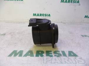 Used Airflow meter Peugeot 307 SW (3H) 1.6 HDiF 110 16V Price € 25,00 Margin scheme offered by Maresia Parts