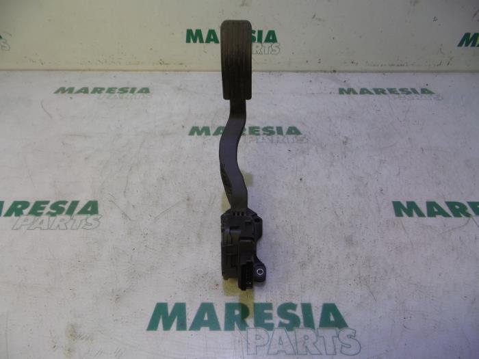 Gebrauchte Gaspedalposition Sensor Peugeot 308 (4A/C) 1.6 HDi Preis € 20,00 Margenregelung angeboten von Maresia Parts