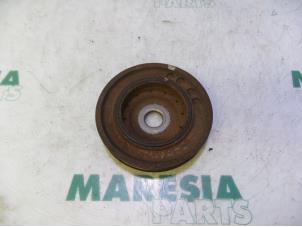 Używane Kolo pasowe walu korbowego Renault Scénic II (JM) 1.6 16V Cena € 20,00 Procedura marży oferowane przez Maresia Parts